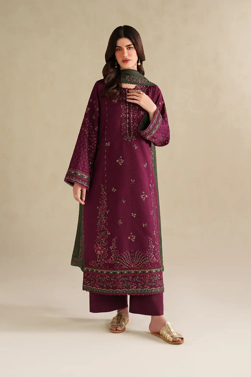 IZ-2705-3 Piece Unstitched Heavy Embroidered Lawn Suit ( Four-sided Embroidered Lawn Dupatta )