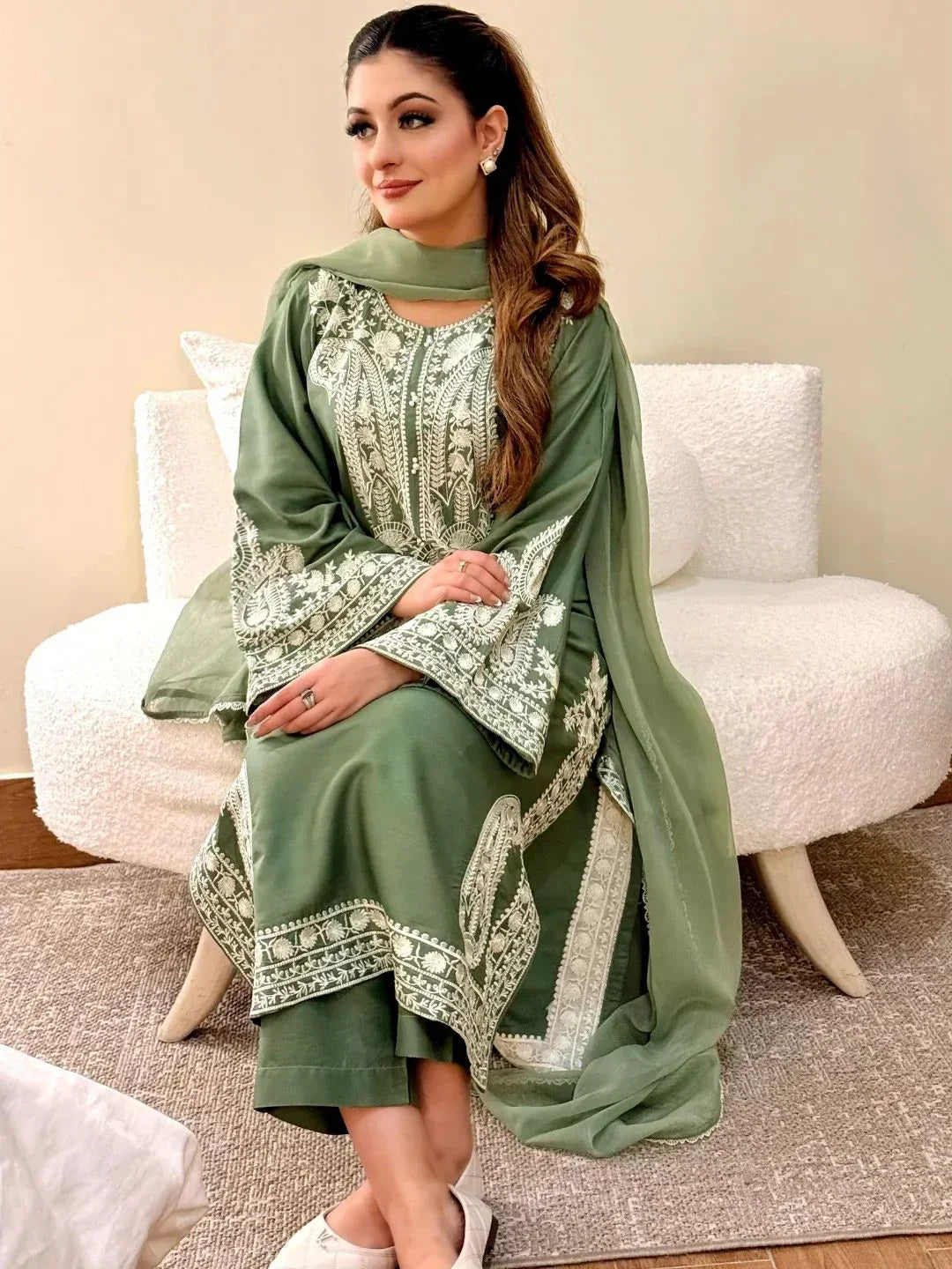 MR-2740  3Pc-Unstitched Embroidered Lawn Fabric With Embroidered Chiffon Dupatta