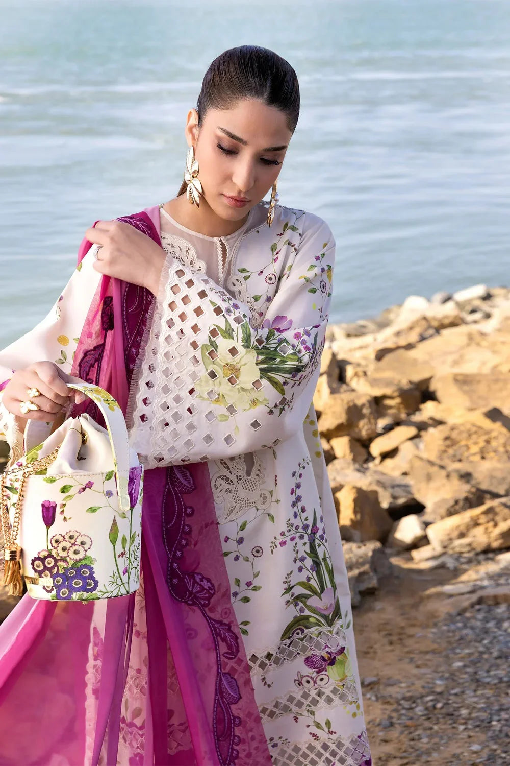 BQ 202-3 Piece - Unstitched Printed Lawn Fabric (Printed Lawn Dupatta)