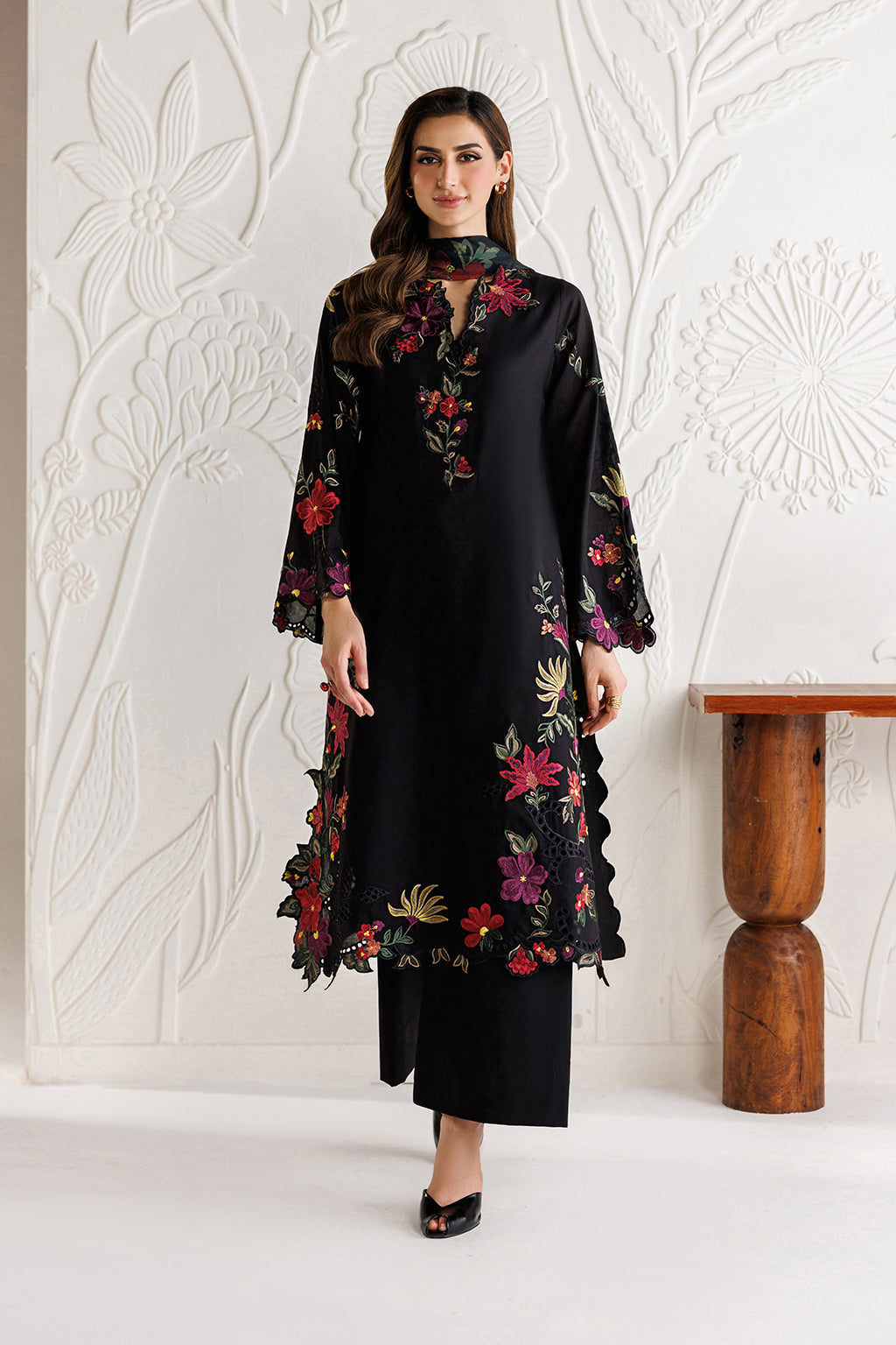IZ 2955-3 Piece Unstitched Heavy Embroidered Dhanak Suit ( Printed Dupatta)