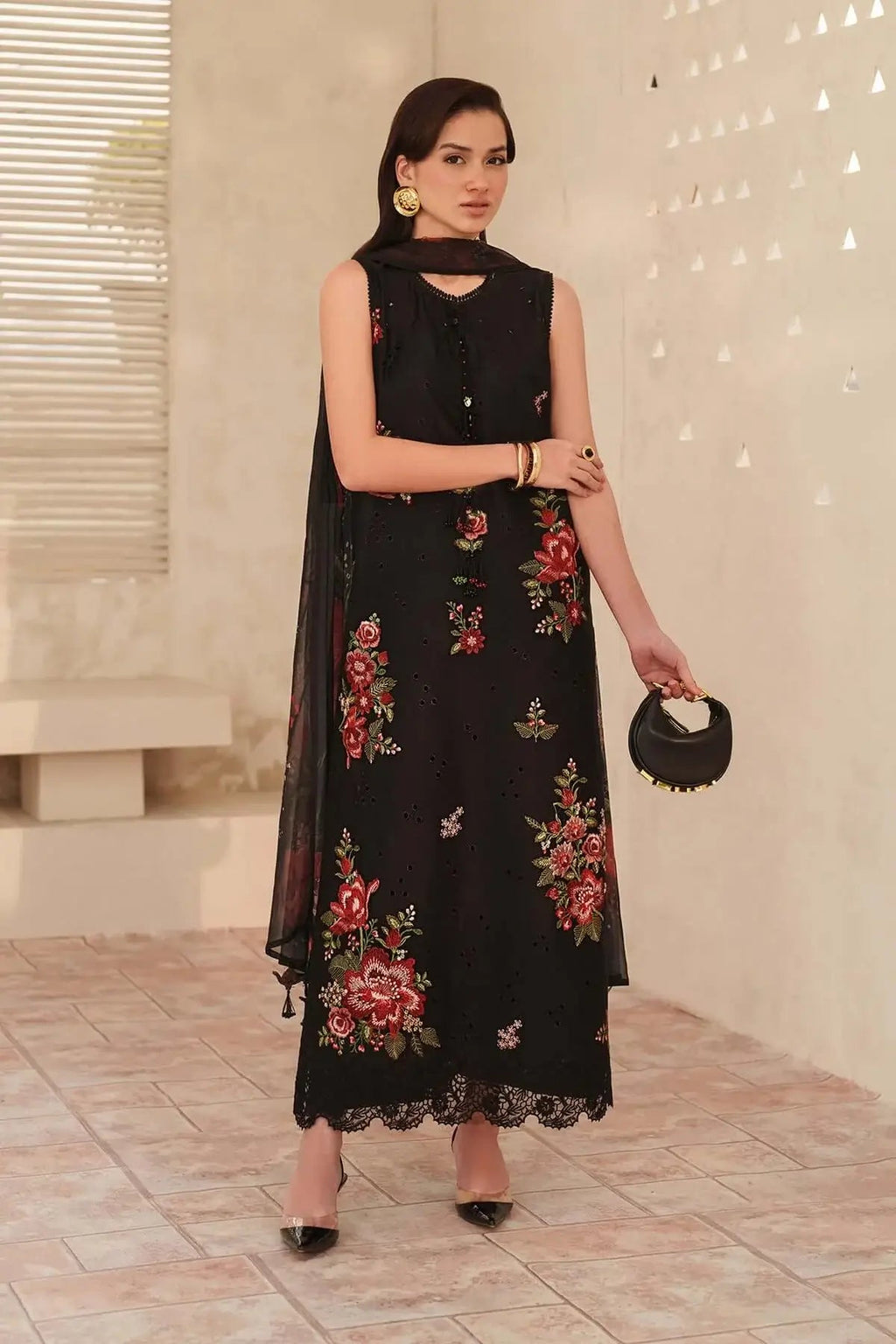 BQ 209-3 Piece Unstitched Embroidered Lawn Suit ( Printed Lawn Dupatta )