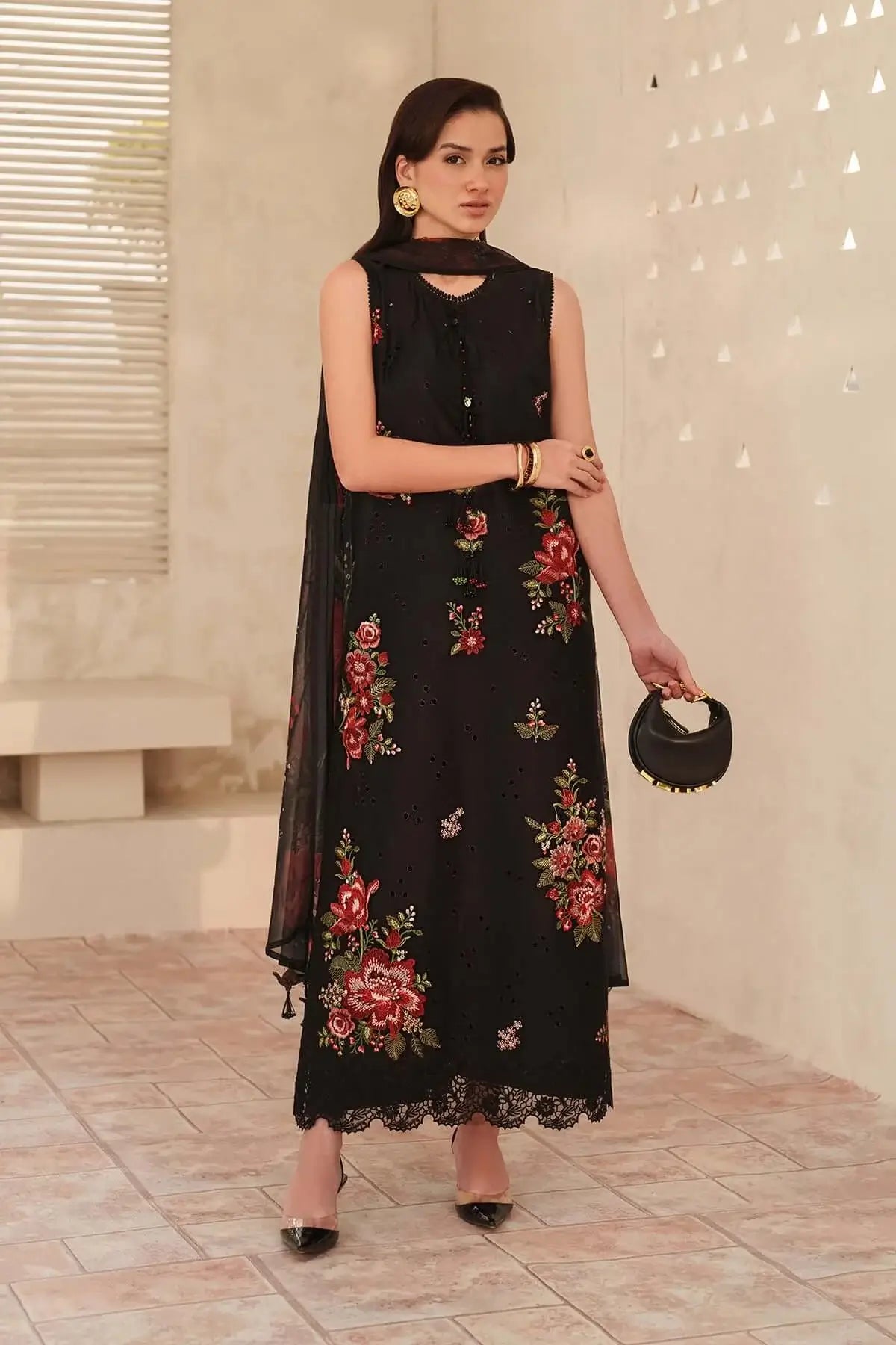 BQ 209-3 Piece Unstitched Embroidered Lawn Suit ( Printed Lawn Dupatta )