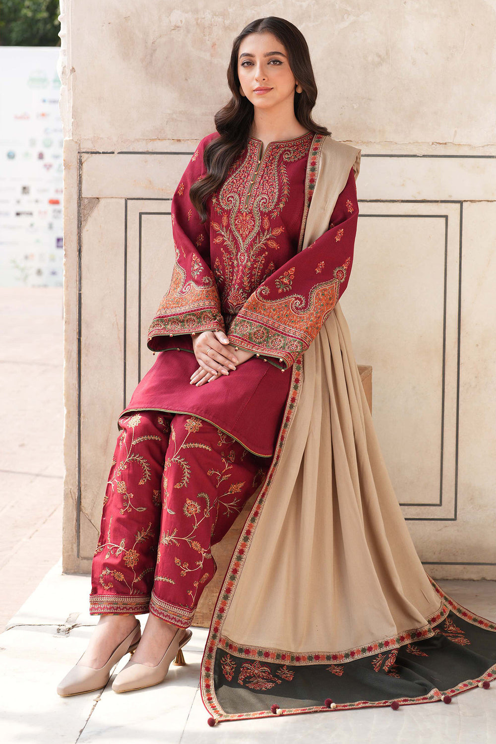 JZ 3100-Dhanak Fabric 3 Piece Unstitched (Dhanak Embroidered Shawl)