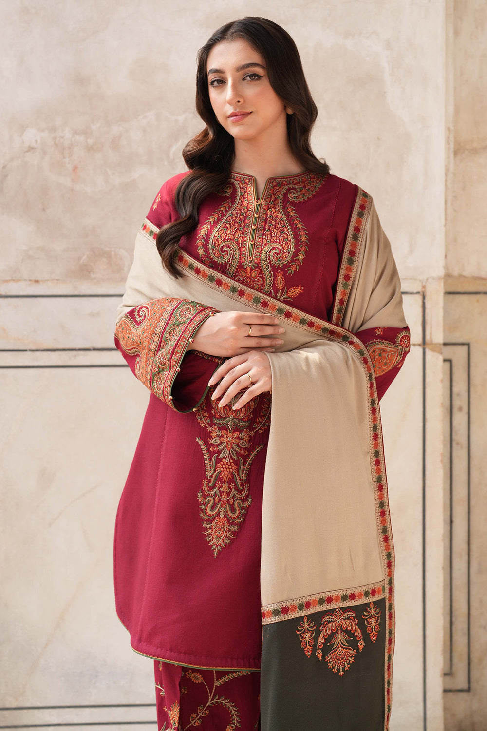 JZ 3100-Dhanak Fabric 3 Piece Unstitched (Dhanak Embroidered Shawl)
