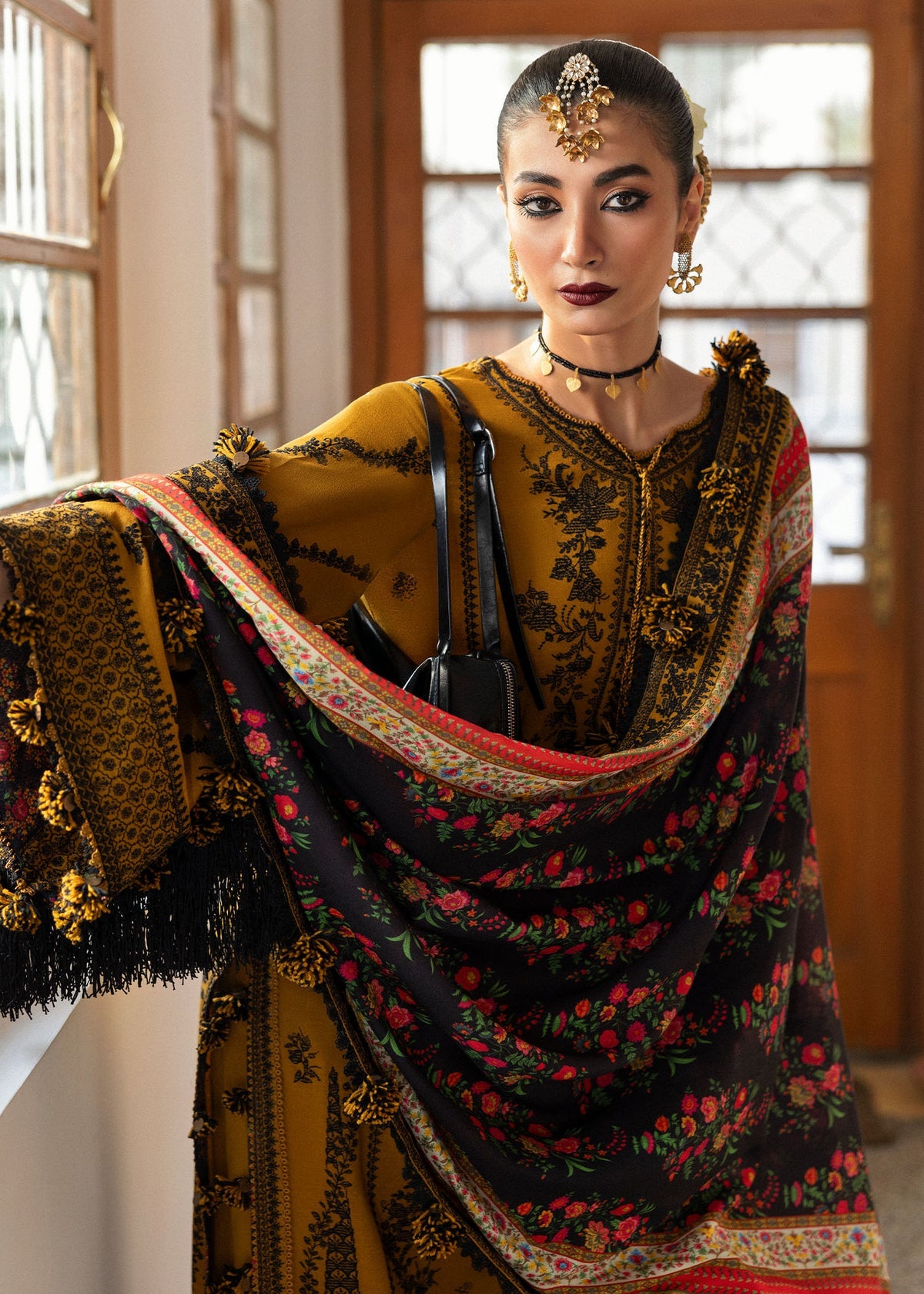 HR 3045-3 Piece Unstitched Heavy Embroidered Dhanak Suit ( Digital Printed Shawl)